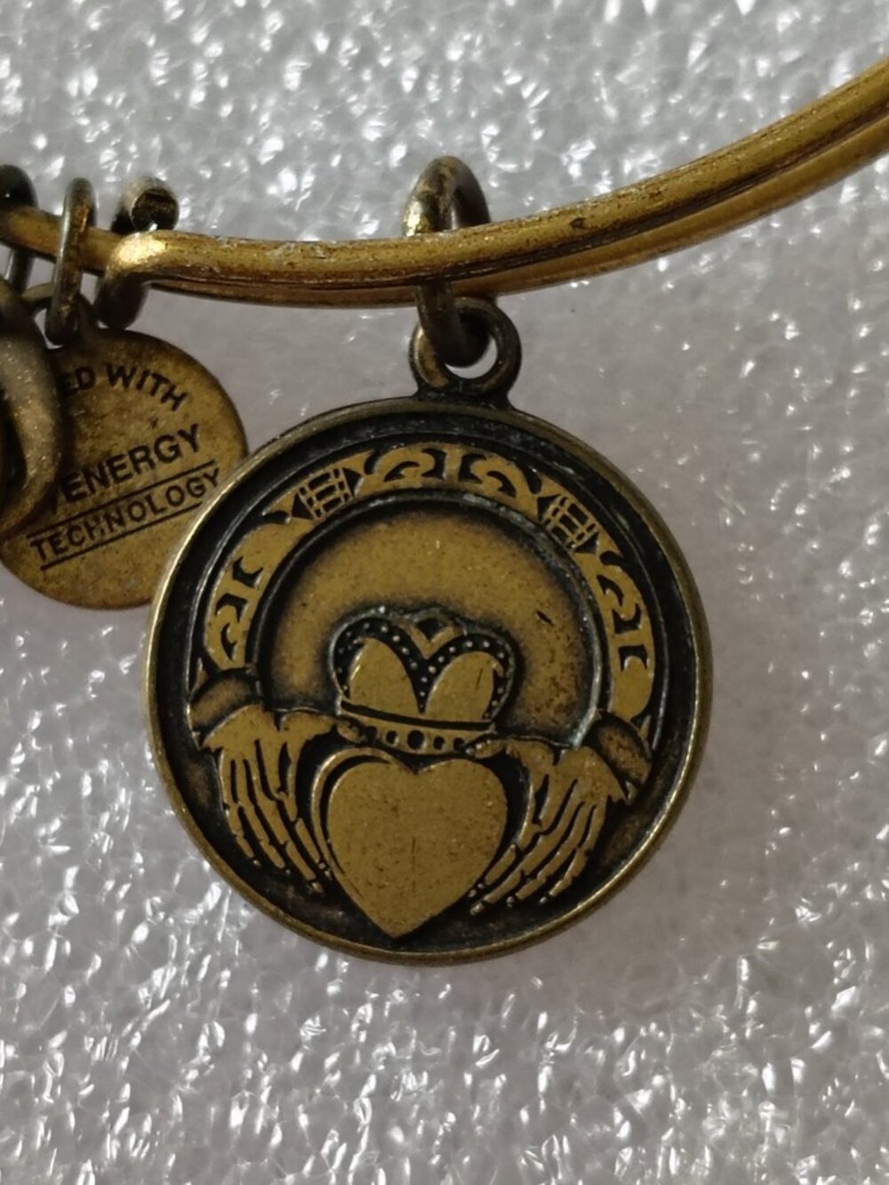 Claddagh Alex and Ani Bangle 426